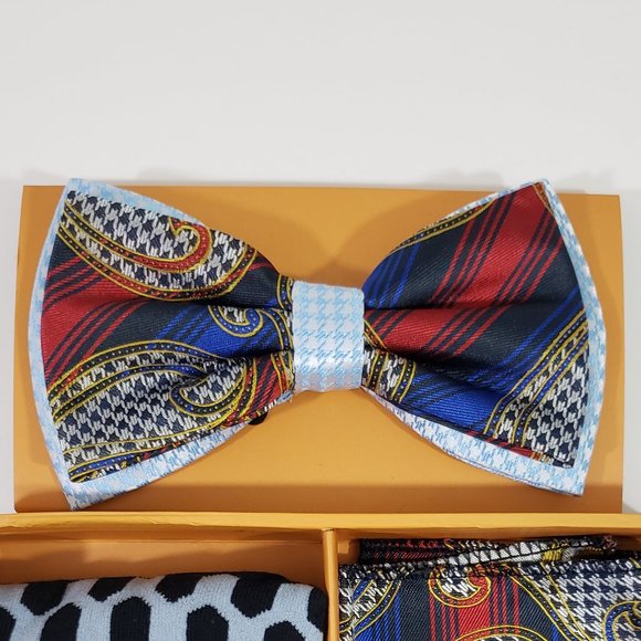 Robert Lewis Blue Bow Tie Hanky Socks Box 3 Set - Picture 2 of 7